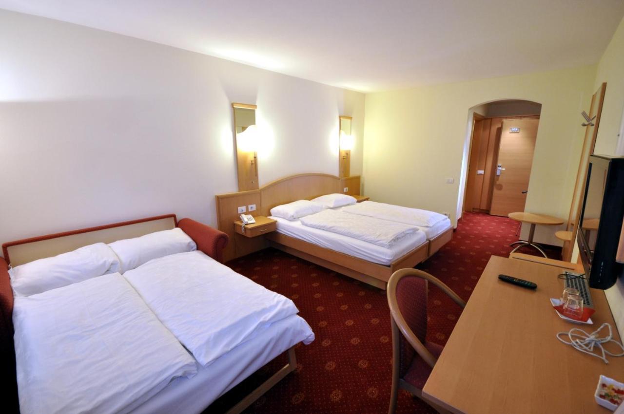 Cityhotel Tallero Brixen Zimmer foto